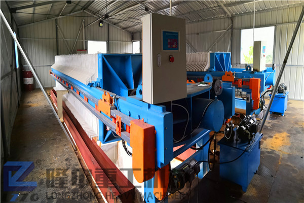 9102年，洗沙生產(chǎn)線要做暴利行業(yè)，污泥脫水選對(duì)板框壓濾機(jī)